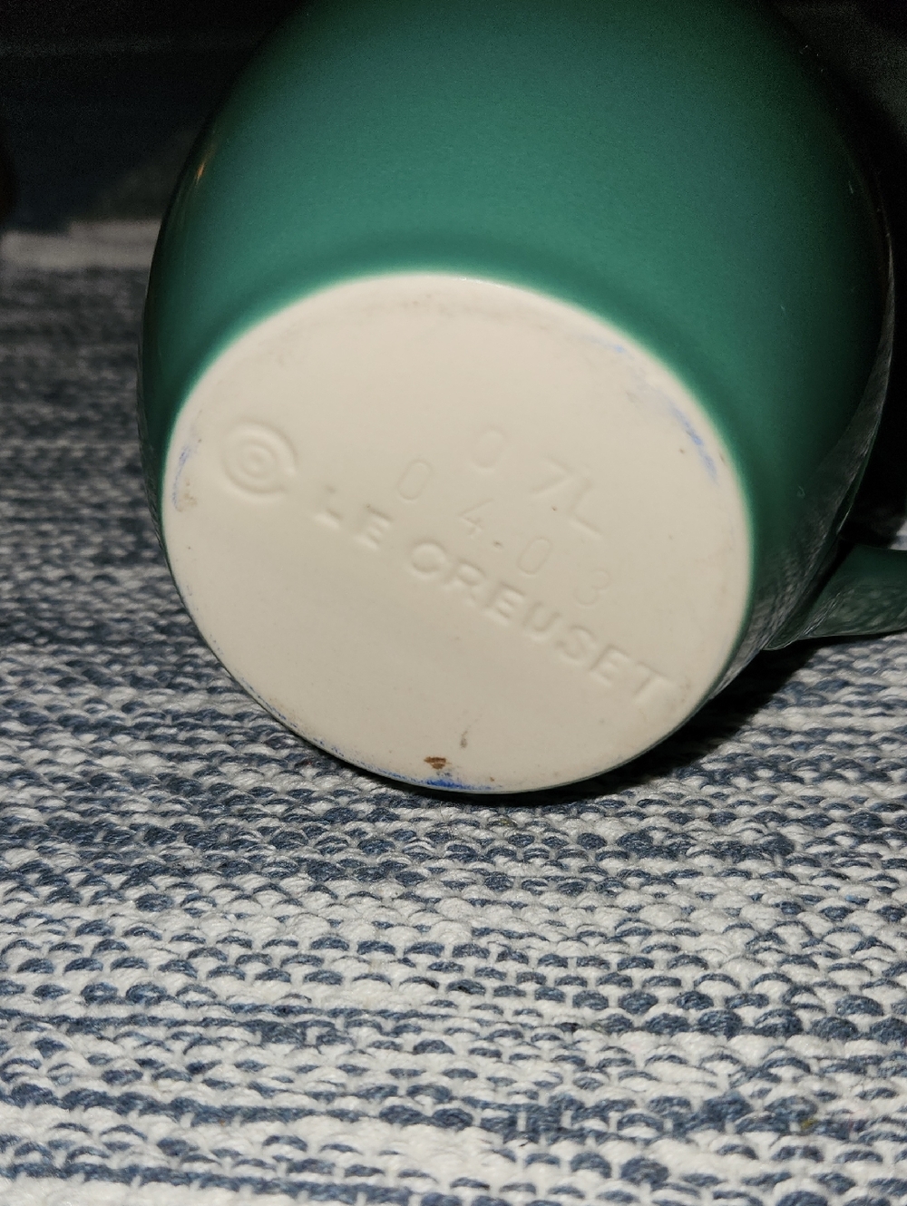Le Creuset pitcher - Picture 6 of 7